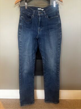 Levi’s Classic Straight Jeans Women’s 4 W27 L30 Dark Wash Stretch Denim